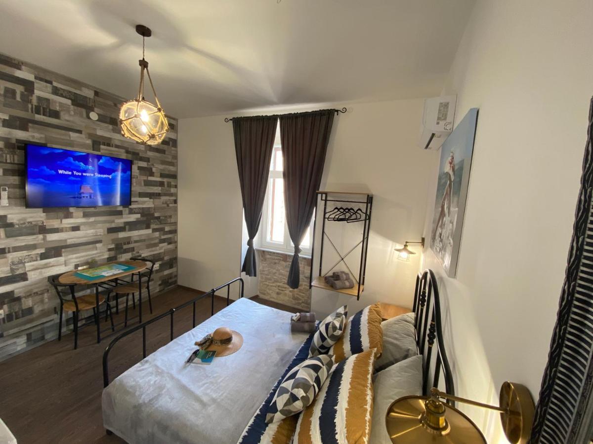 Lukadorajana Pula City Center Ngoại thất bức ảnh