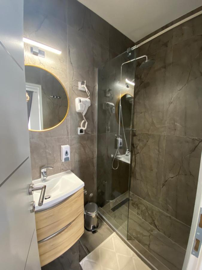 Lukadorajana Pula City Center Ngoại thất bức ảnh