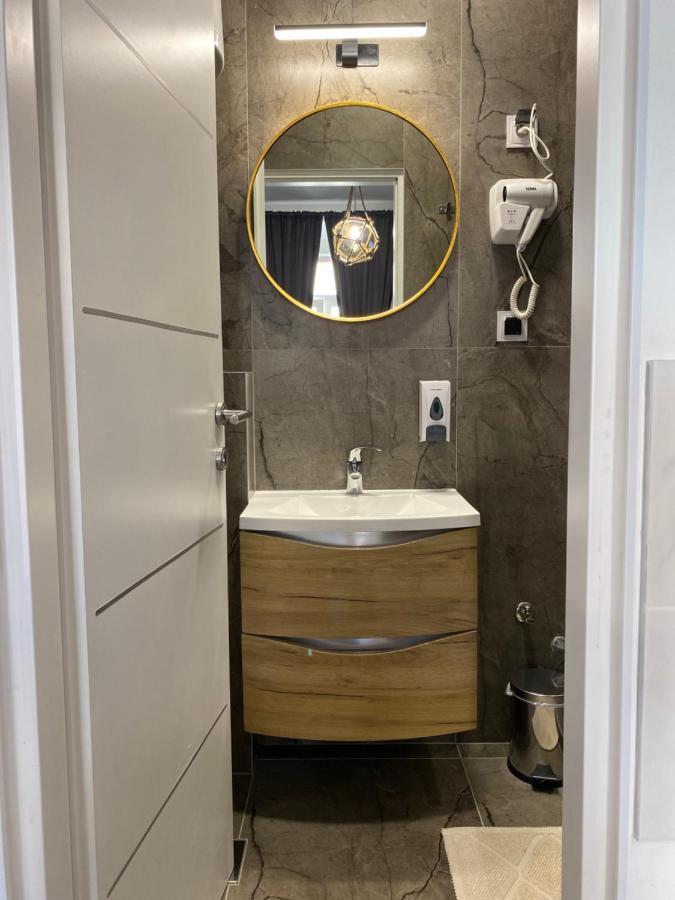 Lukadorajana Pula City Center Ngoại thất bức ảnh