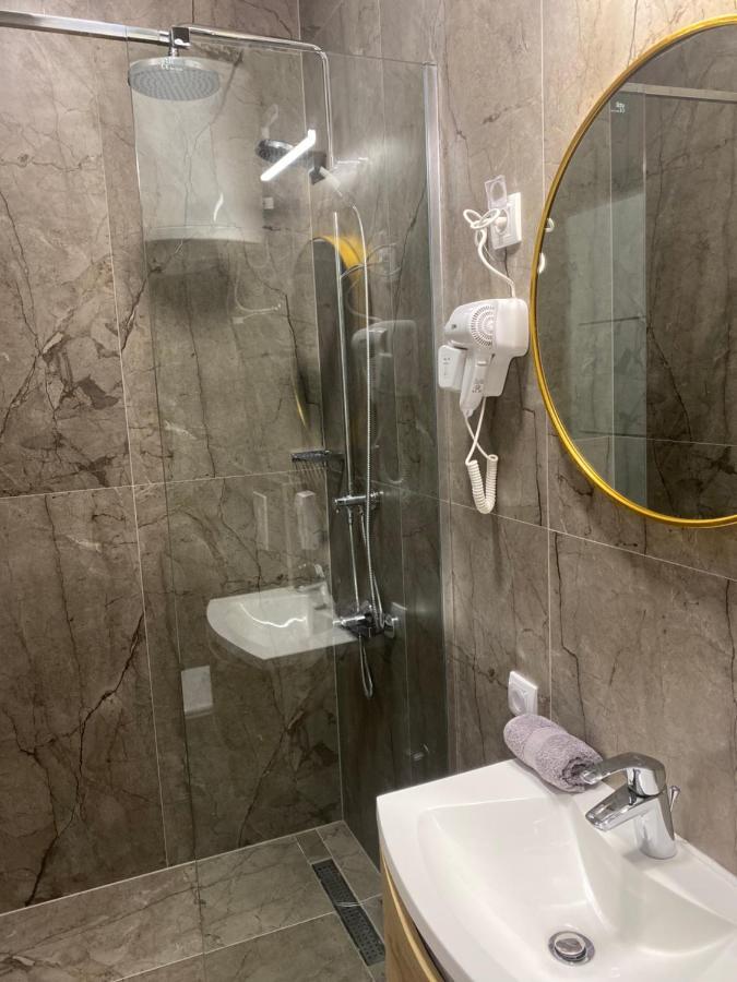 Lukadorajana Pula City Center Ngoại thất bức ảnh