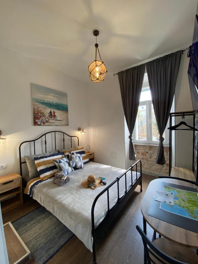 Lukadorajana Pula City Center Ngoại thất bức ảnh