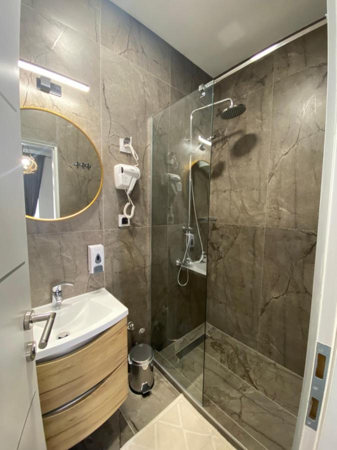 Lukadorajana Pula City Center Ngoại thất bức ảnh